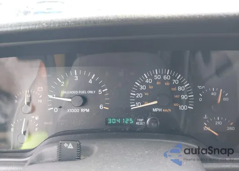 1998 Jeep Cherokee Classic/Limited/Sport z USA, uszkodzony, nr VIN 1J4FJ68S6WL119771